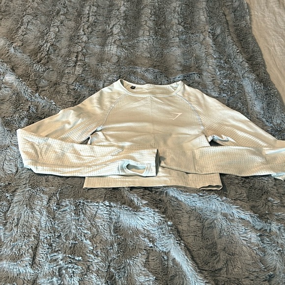 Gymshark workout long sleeve crop. - Picture 2 of 5